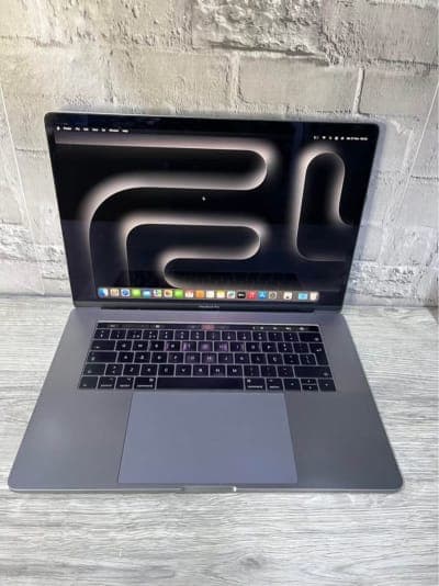 MacBook Pro (15 pouces, 2018)