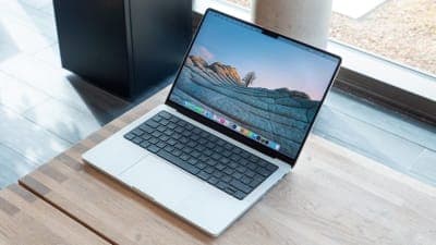 💻 Apple MacBook Pro 14” (2021) – M1 Pro | 16GB RAM | 1TB SSD | 80 cycles