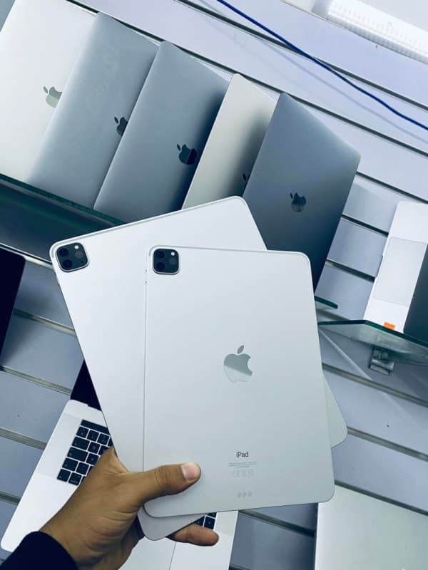 📱 Apple iPad Pro 12.9” (2020) – | 256GB | - photo 1